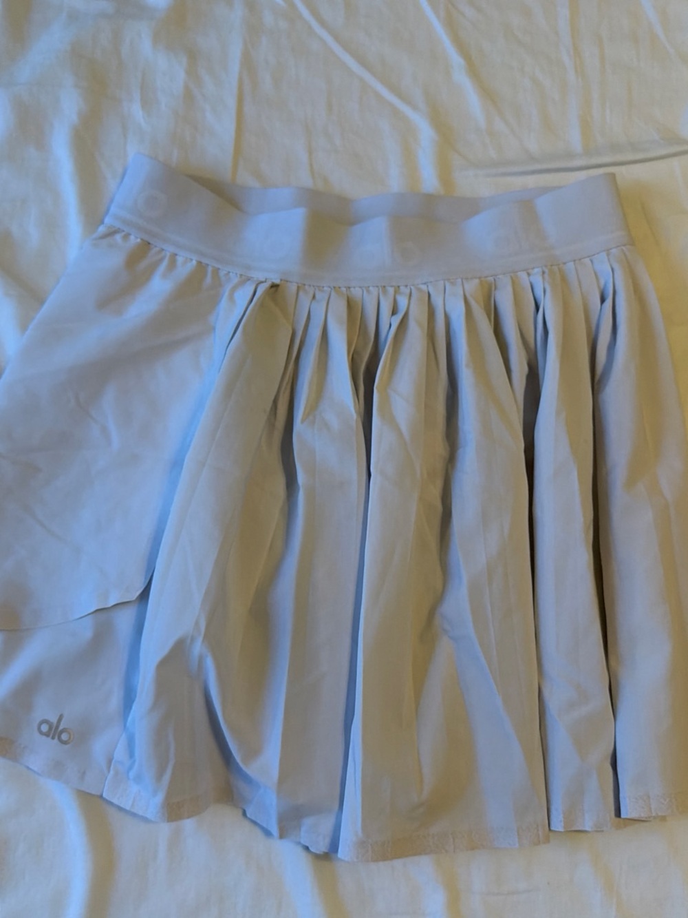 Alo Women’s White Pleated Tennis Skirt